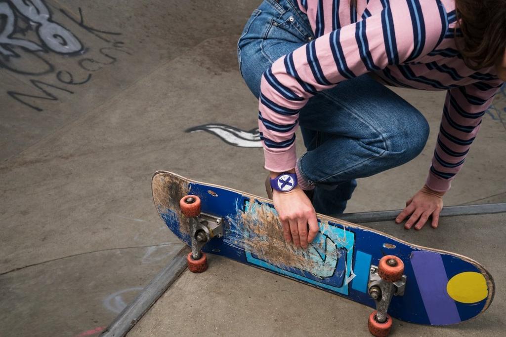 Часы Новые Gent PURPLE SUOV401 [Swatch] XX-RATED (Фиолетовый с двойным рейтингом X)