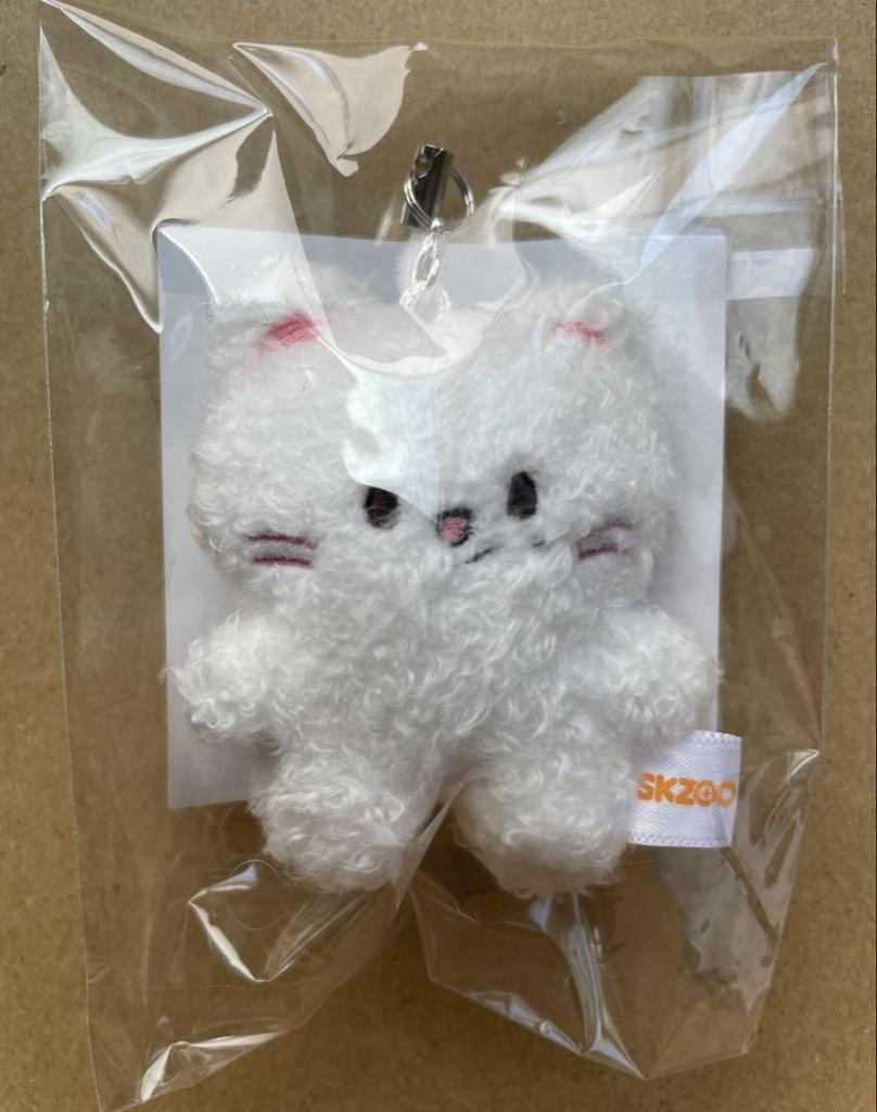 [Б/У] СКЗОО БРЕЛОК МИКРО ВЕРСИЯ. Полный набор из 8 официальных JYP