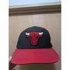 Б/у кепка [adidas] Chicago Bulls NBA Snapback с вышивкой логотипа