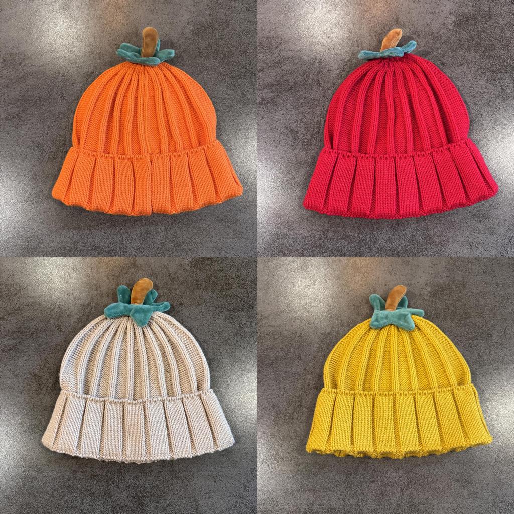 Autumn Pumpkin Knit Cap With Flower Design For Casual Winter Wear Women