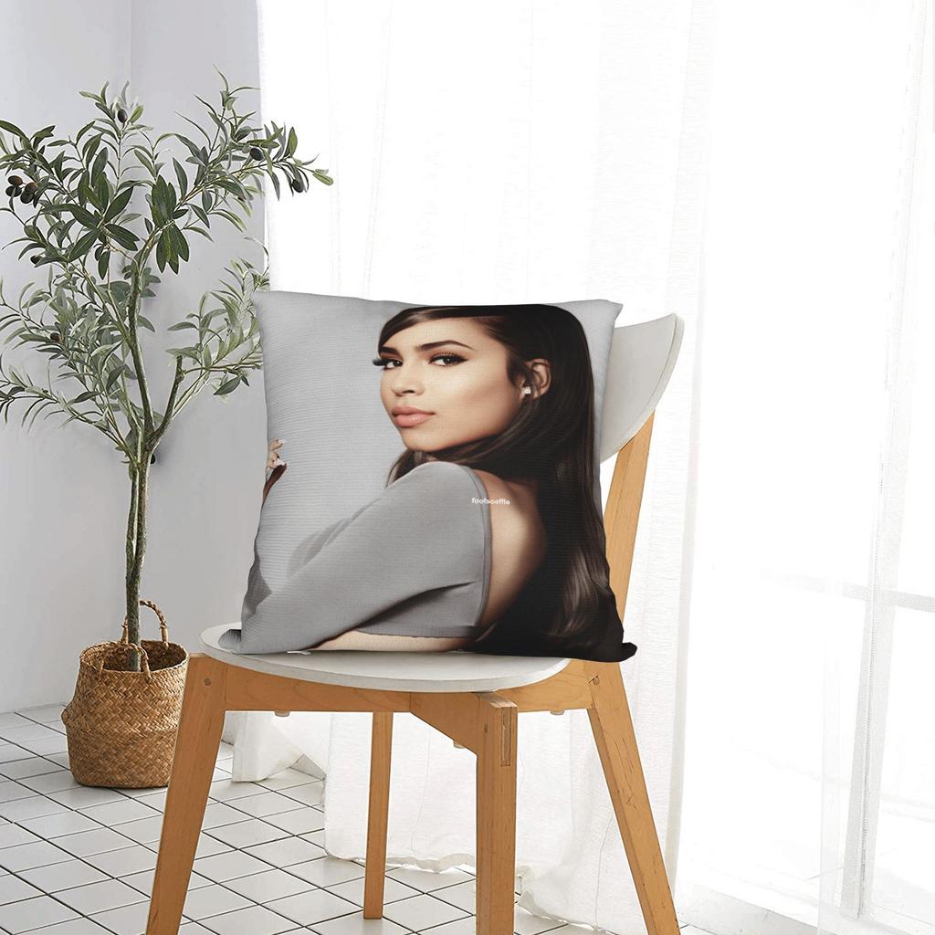 Actor S-Sofia C-Carson Pillow Cover Novelty Pillow Case For Living Room Chair Soft Cushion Cover Birthday Present