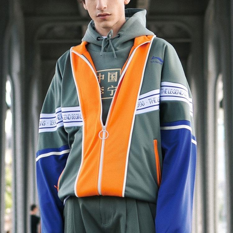 Li Ning Sports Fashion Paris Fashion Week Series Вышитый логотип на молнии с воротником-стойкой, цветная трикотажная куртка для мужчин AFDN455-1