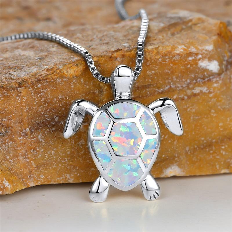 Green Fire Opal Stone Necklace Cute Small Turtle Pendant Necklaces for Women Vintage Gold Color Chain Necklace Wedding Jewelry