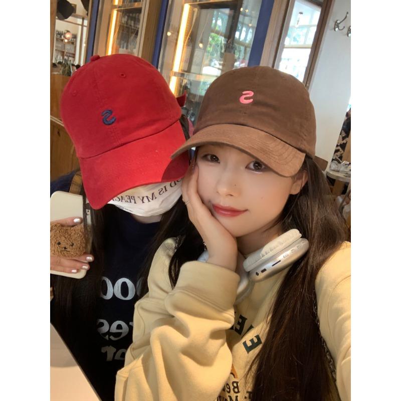 New Fashion Embroidered Baseball Cap Women's Casual Versatile Cap Soft Top Wide Eaves Show Face Small Baseball Cap Men