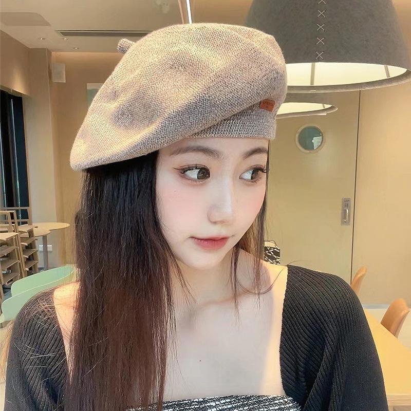 New Autumn and Winter Hat for Women Korean Style Versatile Beet Hat Showing Face Little Painter Hat for Women Breathable Black Beret Hat