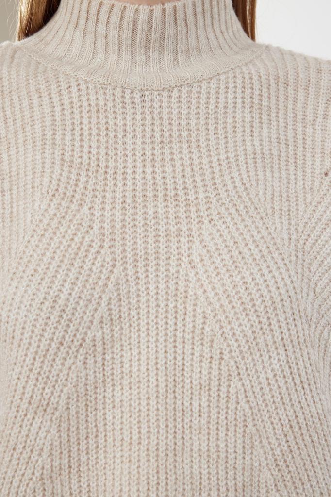 Women's Elegance Style Sweater Stone Soft Textured Basic Knitwear Sweater