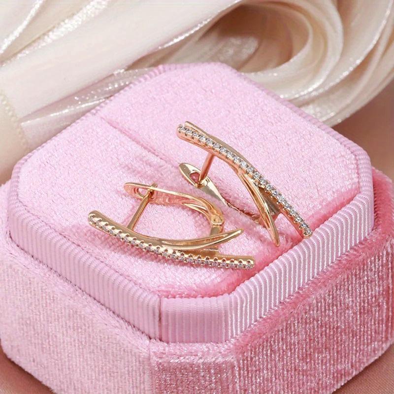 1 Pair Modern Minimalist Golden Color Clips Earrings for Women Cross Style Zircon Fashion Jewelry Earrings