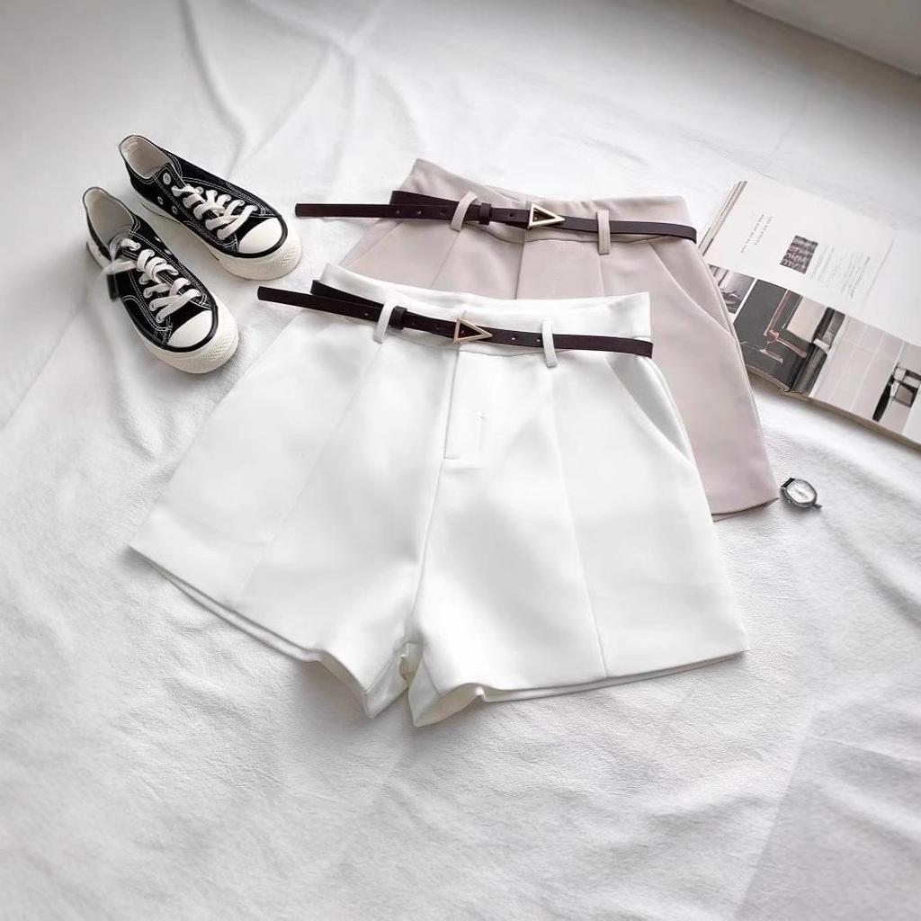 Женские абрикосовые шорты-костюм А-силуэта с широкими штанинами и поясом на весну 2025 года - Универсальная и стройнящая повседневная верхняя одежда