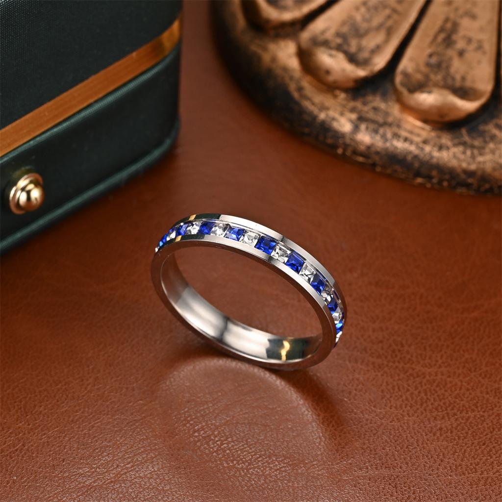 A 1pc Stylish, Stylish and Minimalist Design Synthetic Zircon Titanium Steel Ring, Suitable for Gift Giving and Daily Wear