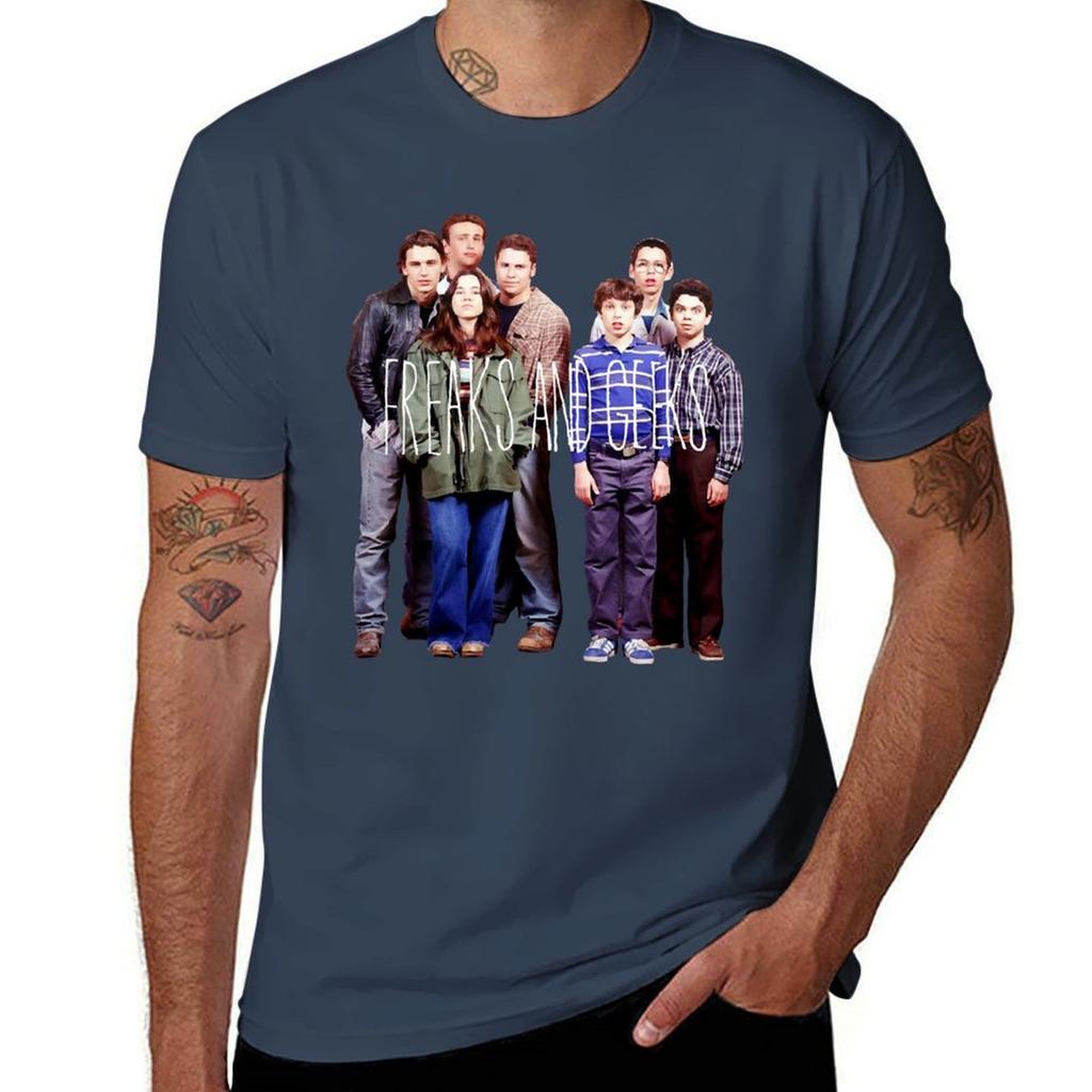 Freaks And Geeks Tshirt Abstract Pattern Print Top