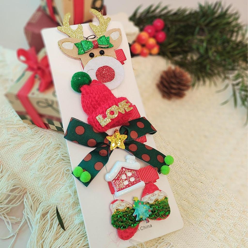 Christmas Side Clip Set: Cute Girl Hairpin with Christmas Tree, Hat, and Snowman Designs