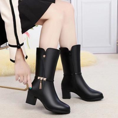 Модные полусапоги на среднем каблуке со стразами, теплые кожаные, до середины икры, для женщин, тренд осени-зимы 2025, элегантные женские туфли на флисовой подкладке