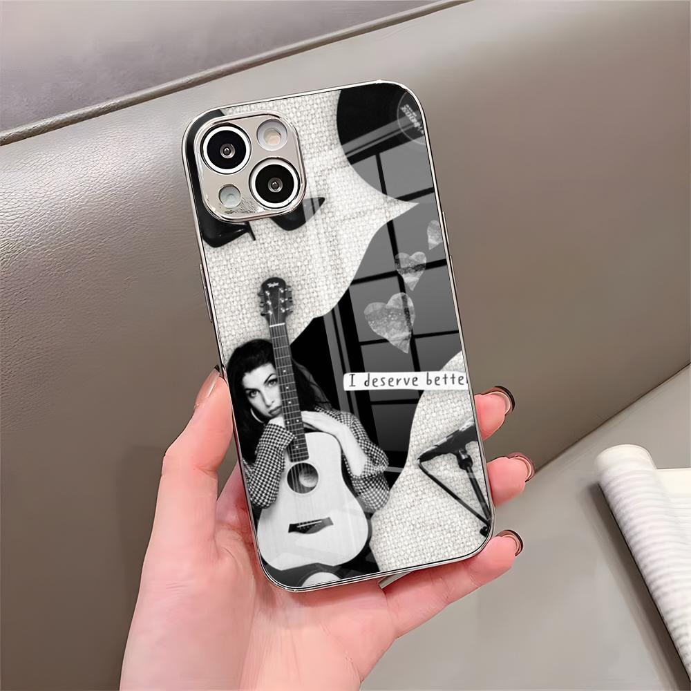 Чехол для телефона британской певицы Эми Уайнхаус для IPhone 17 Pro Max 15 Pro 16 14 Plus 12 13 Mini 11 Pro Ударопрочный Гальванизированное Стекло
