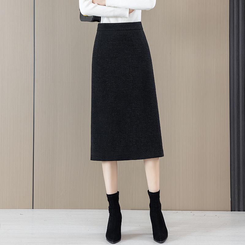 2025 Woolen High Waist A-Line Mid-Length Skirt for Women - Autumn/Winter Hip-Wrap Style