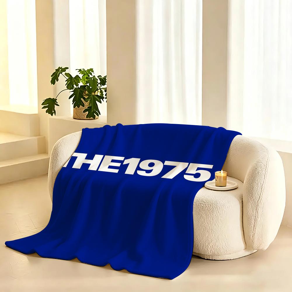 The 1975 Band Throw 240g flannel blanket, suitable for sofas, beds, offices, exquisite gift blankets