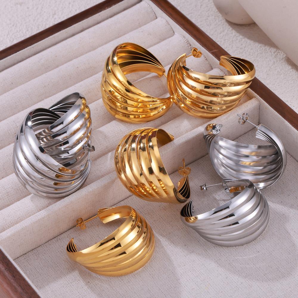 Simple And Exaggerated Titanium Steel Twist Half-Circle Earrings, Personalized Creativity, Light Luxury Design, Earrings, Versatile Earrings, Women