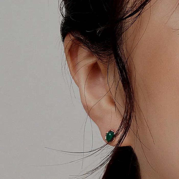 14K Green Onyx Gold Earrings