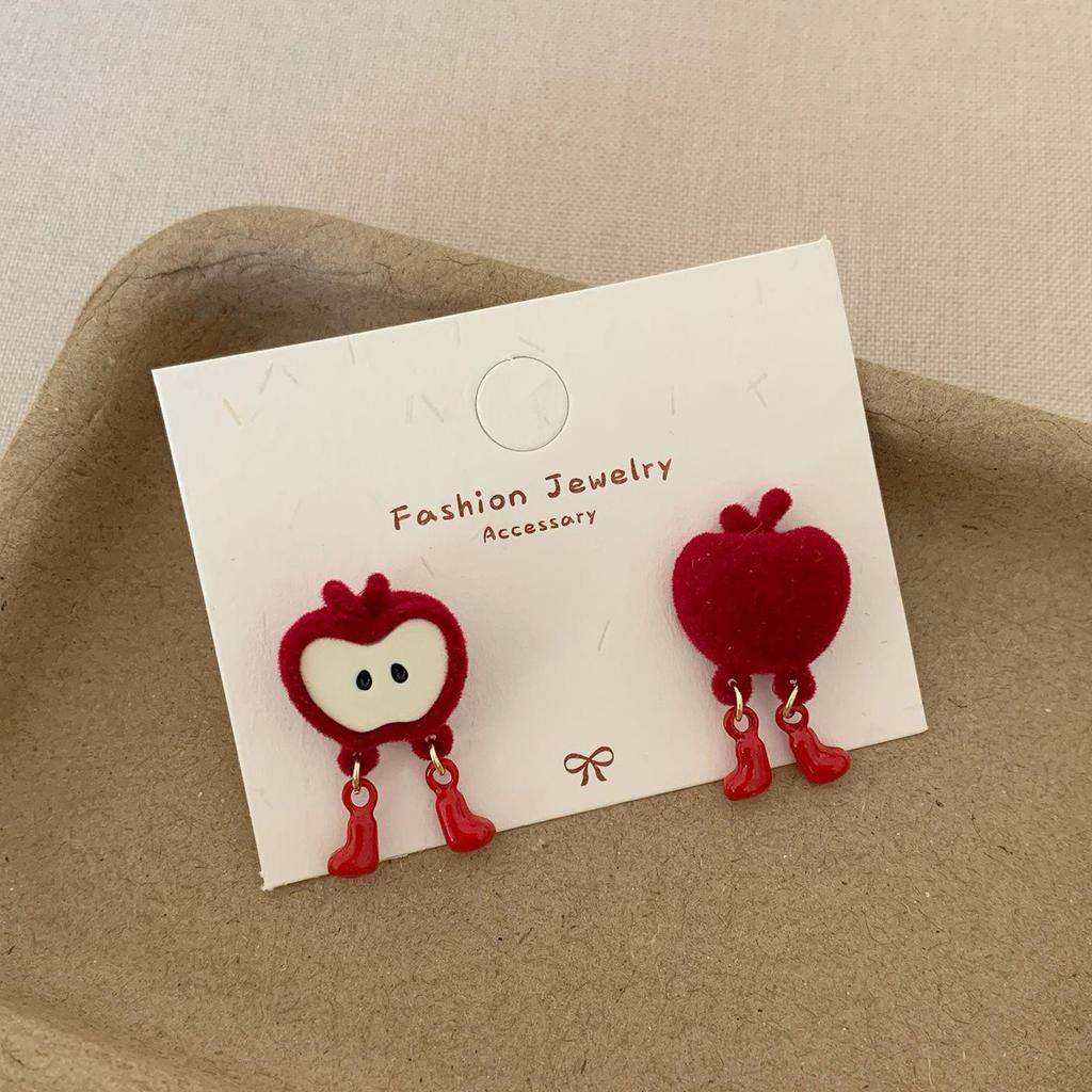 Серьги-кисточки Red Apple: Сладкий весенний дизайн для женщин