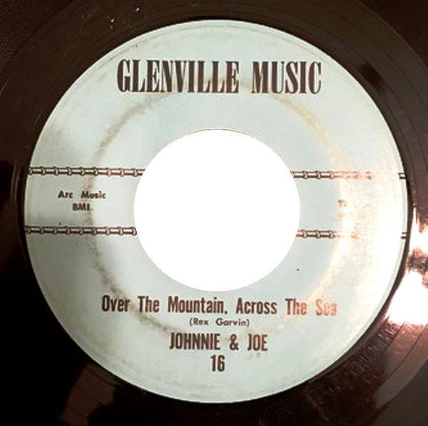 7-дюймовая пластинка JOHNNIE JOE JIMMY CHARLES THE Over The Mountain Across The Sea TR16 Glenville Music US SoulFunk Б/у