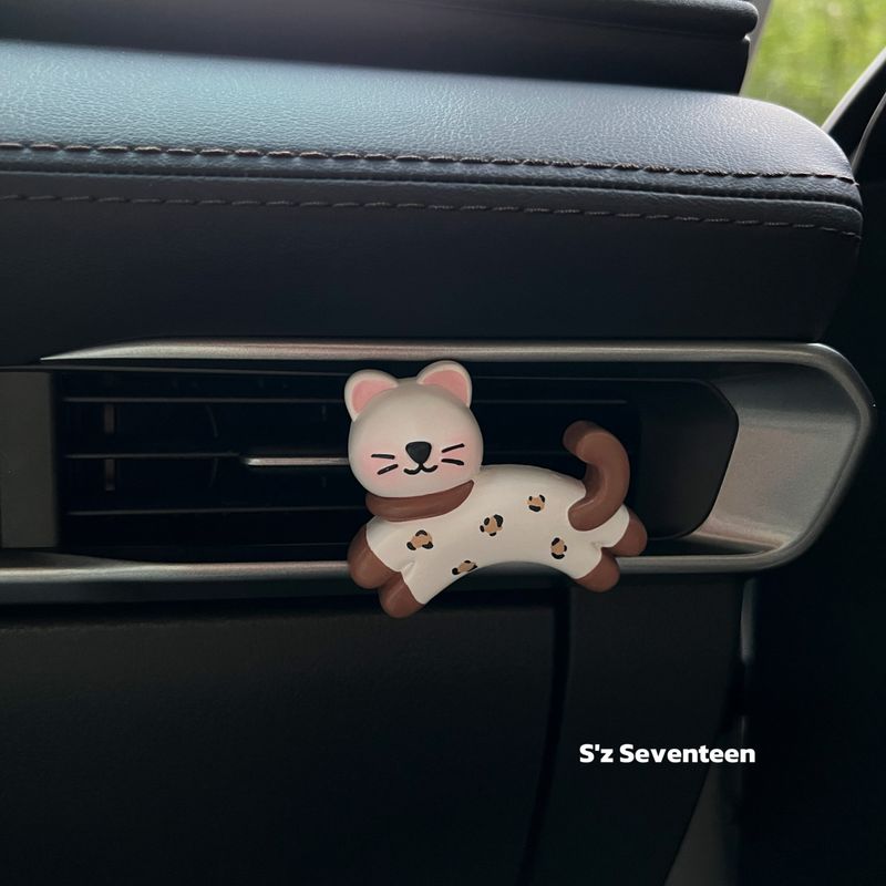 Healing Car Fragrance Diffuser Clip for Car Interior Air Vent, Cute Cat Car Aroma Diffuser Stone for Women