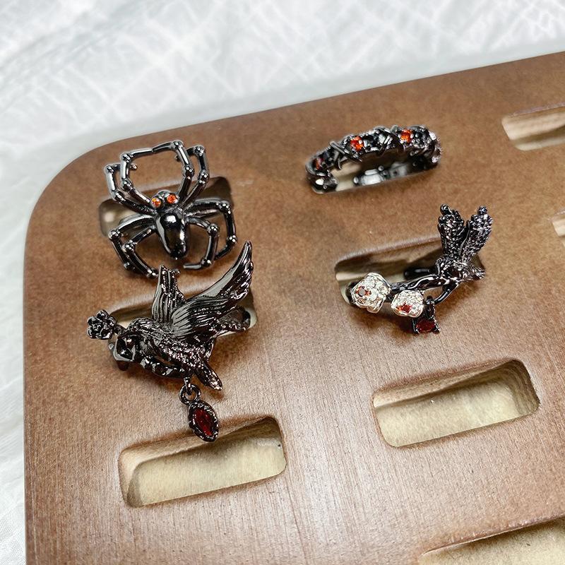 Halloween Retro Dark Spider Crow Open Ring Personality Niche Punk Stacking Wearing Trendy Cool Ring Girl