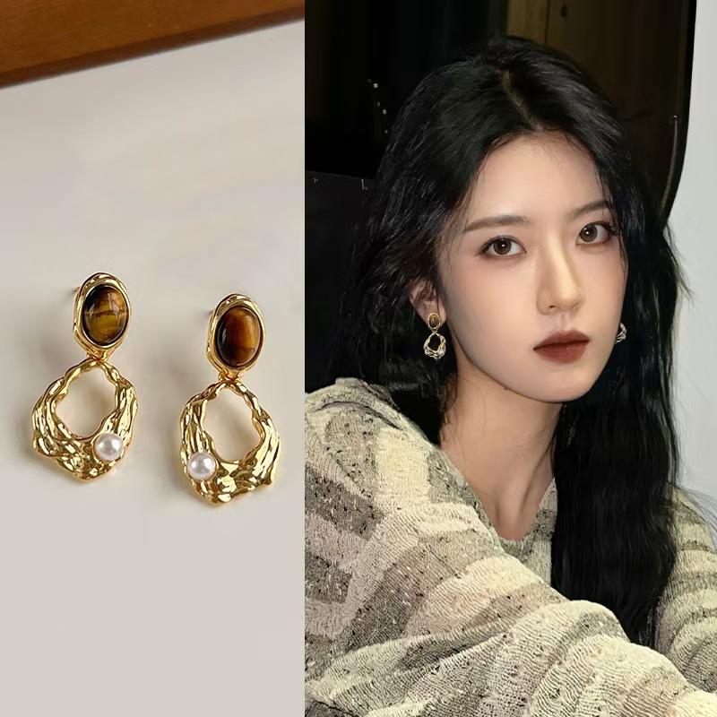 Popular Pearl Butterfly Earrings Women's Premium Sense Niche Light Luxury Silver Needle Earrings Ear Jewelry