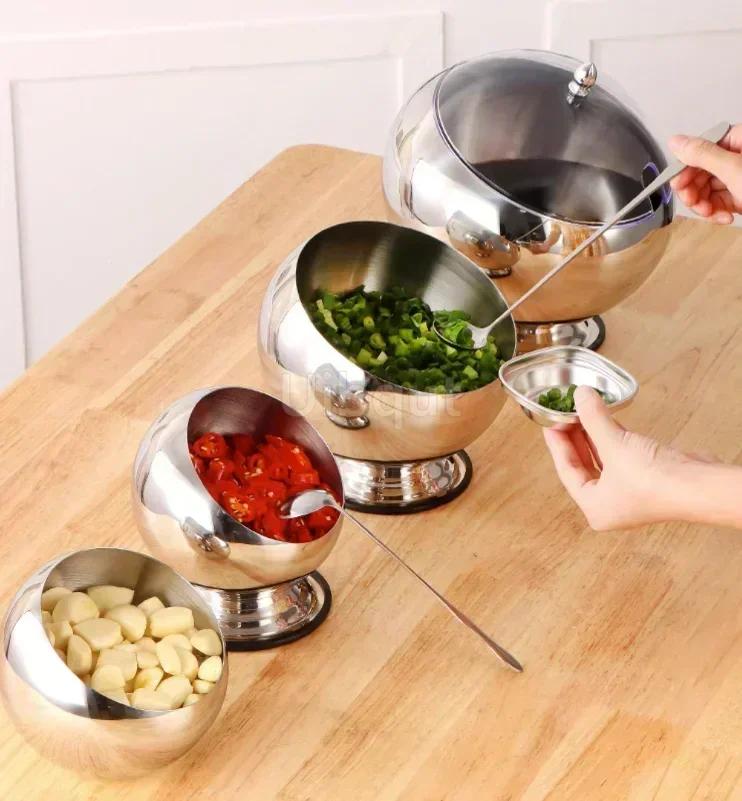 Stainless Steel Oblique Sauce Bowl with Lid Spherical Bowl Hot Pot Buffet Seasoning Basket Bowl Jar Plate Container Salad