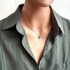 Цепочка на ключицу с квадратным кулоном из титановой стали и синего акрила