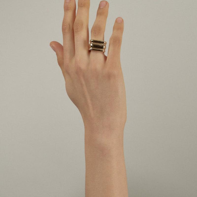 FINNLEE THREE LINE RING / Gold