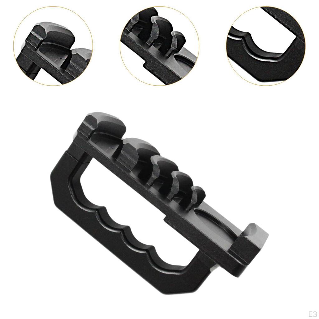 Компактный инструмент для снятия фаски и заусенцев с труб из ПВХ