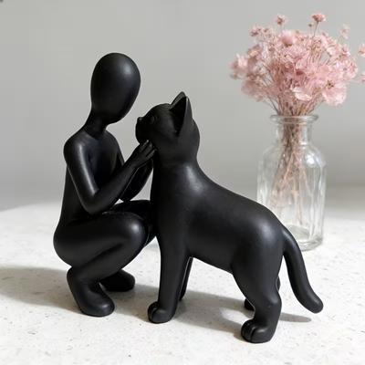 Статуя дружбы между людьми и кошками, элегантная и теплая скульптура хозяев и мурлыкающих, ornament дружбы для любителей домашних животных