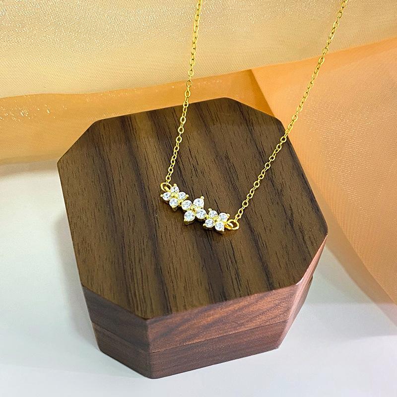 Ожерелье Sweet Flower для женщин, легкая роскошь, высококачественная, элегантная и универсальная цепочка для ключицы