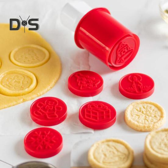 Christmas Cookie Stamps Set 6 Styles Cookie Cutters Molds Plunger Non-Stick Homemade Christmas Cookies Embossing Mold Chocolate Fondant Mooncake