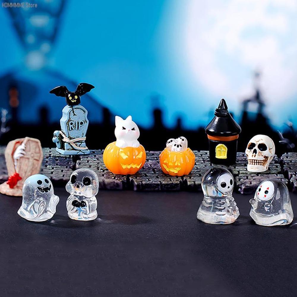 6pcs Mini Halloween Ghost Pendant Resin Craft Skeleton Keychain Fashion Skull Car Keyring Gifts