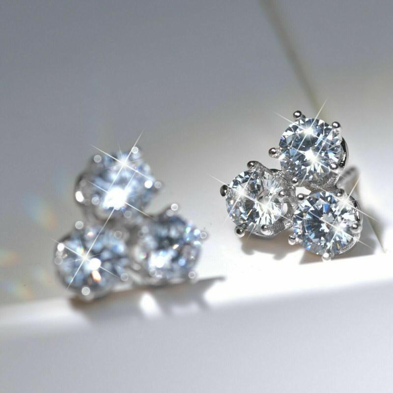 Exquisite Triangles Shaped Cubic Zirconia Stud Earrings New Trendy Everyday Earrings for Women Piercing Statement Jewelry