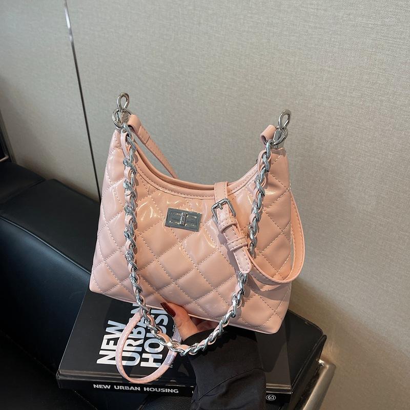 Spring and summer versatile diamond chain small bag women's 2025 new fashion underarm dumpling bag foreign texture messenger bag