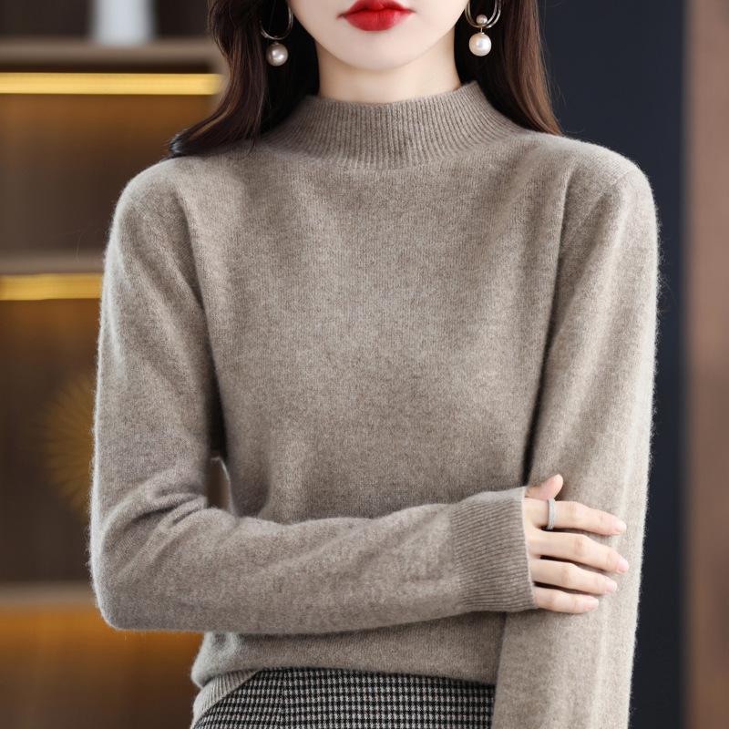 Women's Seamless Pure Wool Sweater: Half-High Neck Pullover, Loose, Warm, Slimming Knitwear.