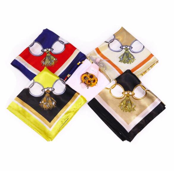 New 90x90cm Silk Scarf Women Metal Chain Print Satin Head Hijab Scarfs Luxury Brand Foulard Colors Beach Shawls Square Scarves