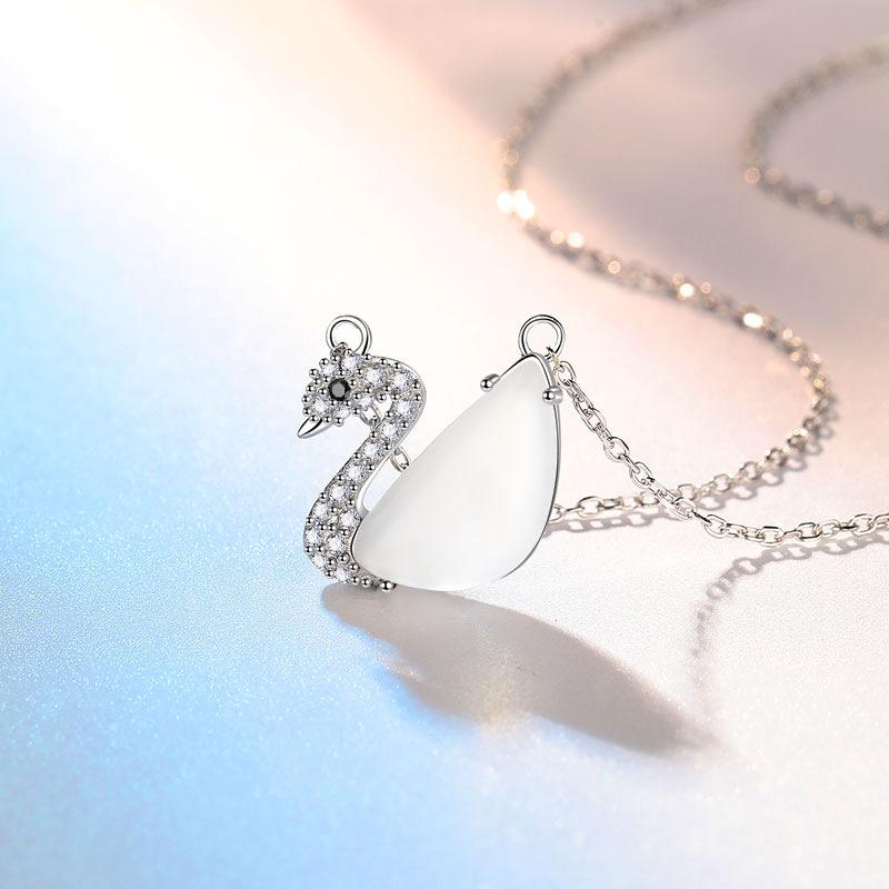 Fantasy Swan 925 Sterling Silver Necklace for Women Ins Style Temperament Wild Clavicle Chain Agate Pendant Neck Accessories
