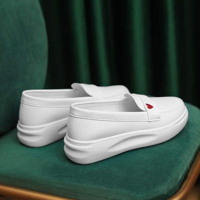Туфли медсестры женские на мягкой подошве на платформе белые дышащие для практики работы нескользящие одинарные туфли