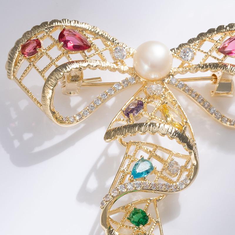 Senior Brooches Flower Leaf Brooch Pins for Women Suit Pendant Fashion Brooches Jewelry