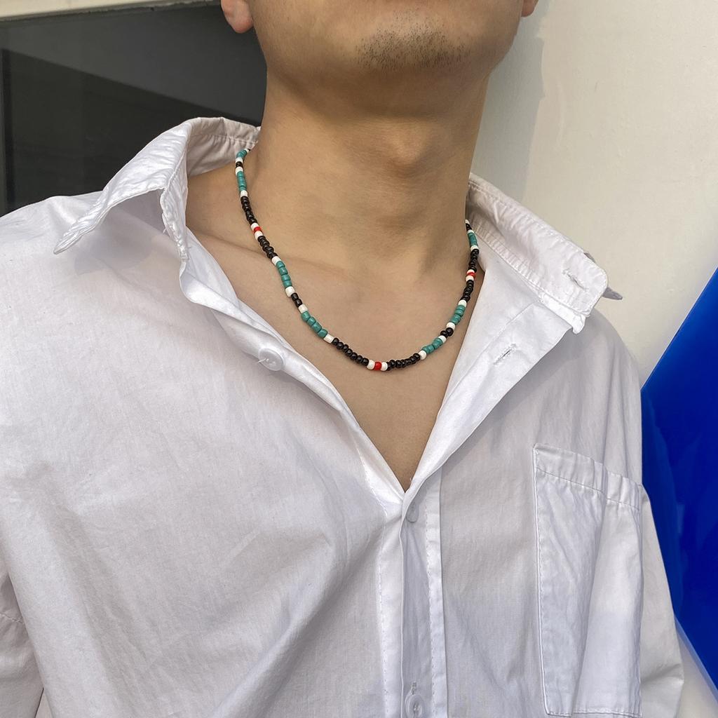 Jewelry Men's Versatile Design Color Necklace Fashion Simple Personality Stitching Beads Clavicle Chain.
