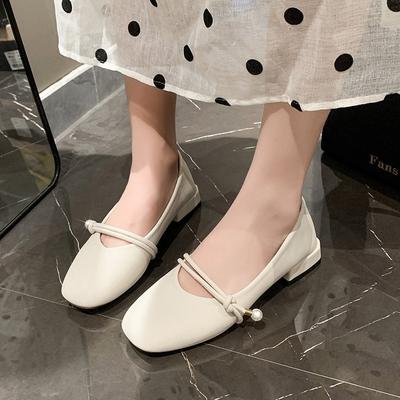 2025 осень новые квадратные каблуки одинарные туфли квадратная головка неглубокий рот одно слово с низким каблуком обувь Doudou четыре сезона модная женская обувь