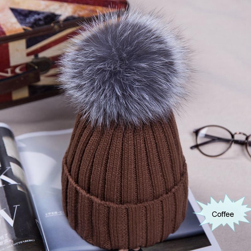 Thicken Stripe Girl Pompom Hat Keep Warm Fashion New Outdoor Solid Color Fake Fur Casual Women Beanie Winter Hat