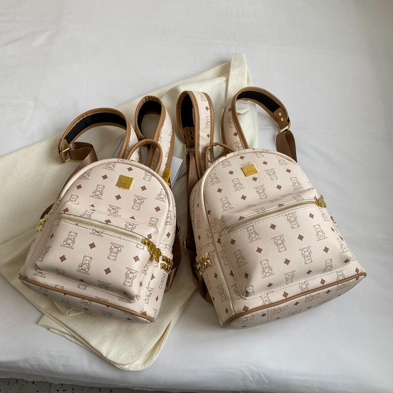 Милый рюкзак с принтом медведя 2025 новая мода универсальный большой вместимости легкий рюкзак-сумка