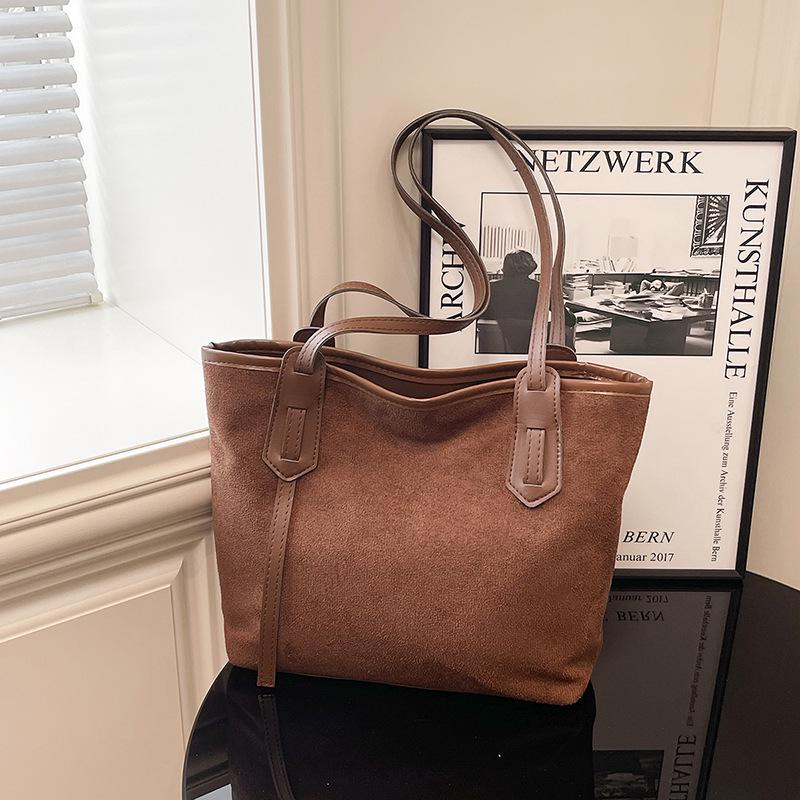 Сумка-тоут из замши в корейском стиле: Европейский и американский ретро, большая вместимость, повседневная сумка-мессенджер через плечо