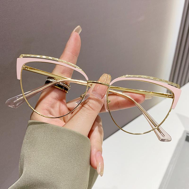 New Cat Eye Glasses Pink Frame Metal Anti Blue Light Flat Glasses Plain Brand Design Retro Myopia Women Computer Eyewear