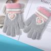 Новая Любовь Полосатые Девочка Теплые Перчатки Зима Защита от Холода и Утепленные Детские Вязаные Велосипедные Игры Снег Письмо Пять Пальцев