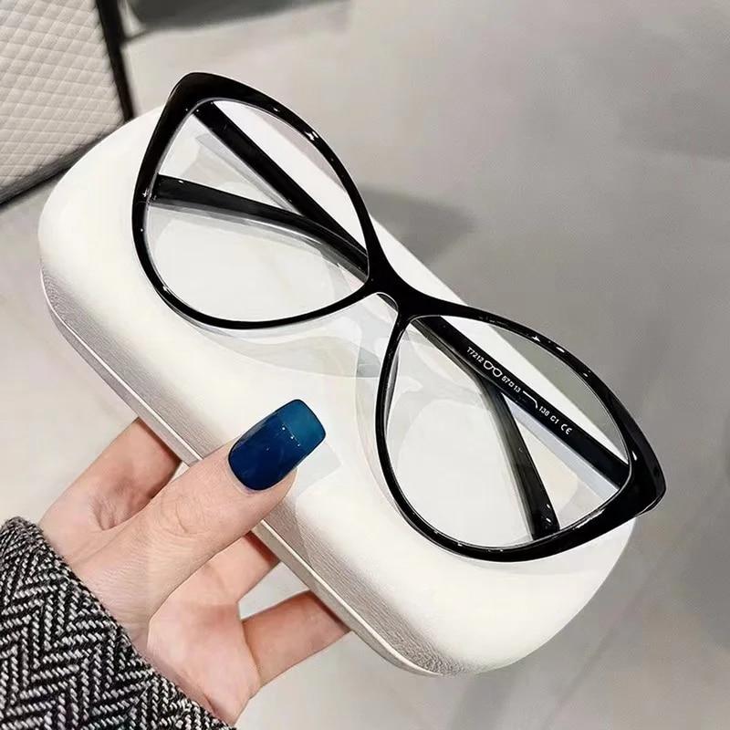 New Vintage Large Frame Women Designer Cat Eye Anti-Blue Light Myopia Glasses Women Outdoor Travel Eyewear Oculos De Sol