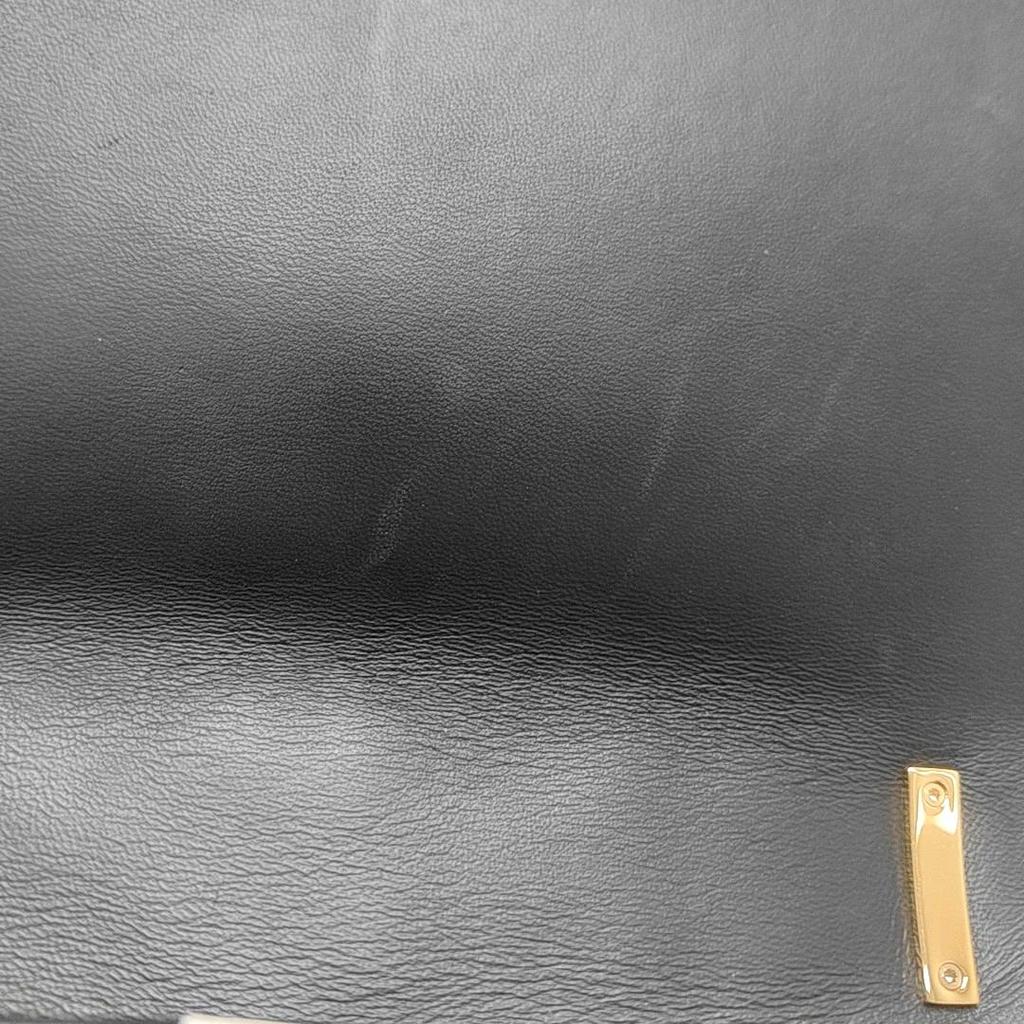 [Б/у] Сумка Lola Bag TB Logo, стеганая, двухцветная, из овечьей кожи, с металлической цепочкой, на плечо, маленькая - в очень хорошем состоянии #72BWHQ